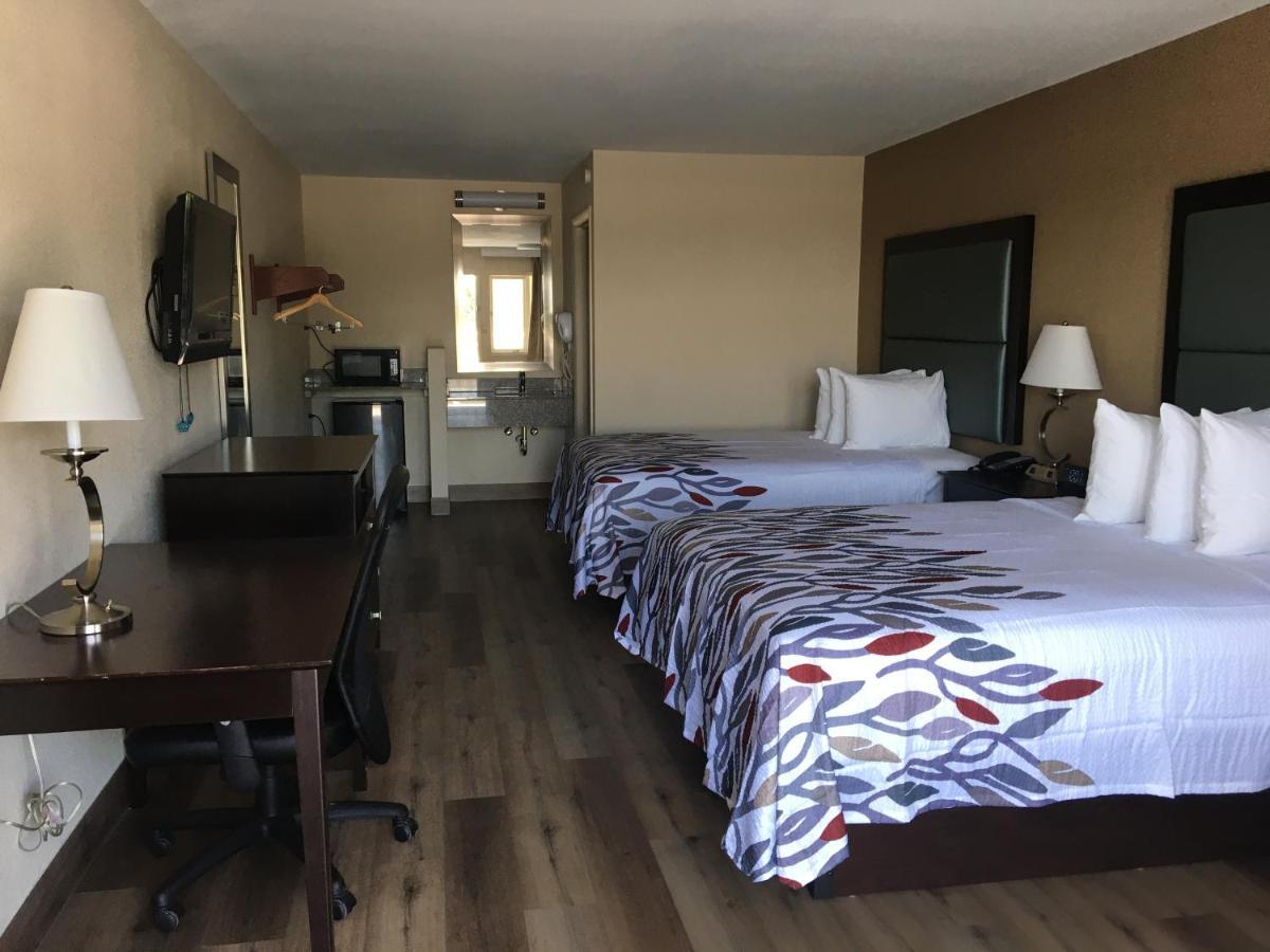 Red Roof Inn Staunton Ngoại thất bức ảnh