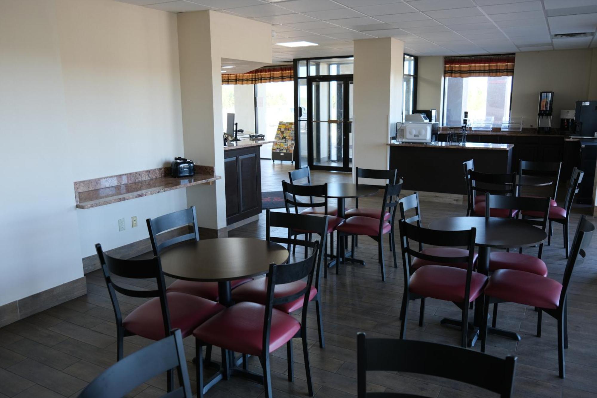 Red Roof Inn Staunton Ngoại thất bức ảnh