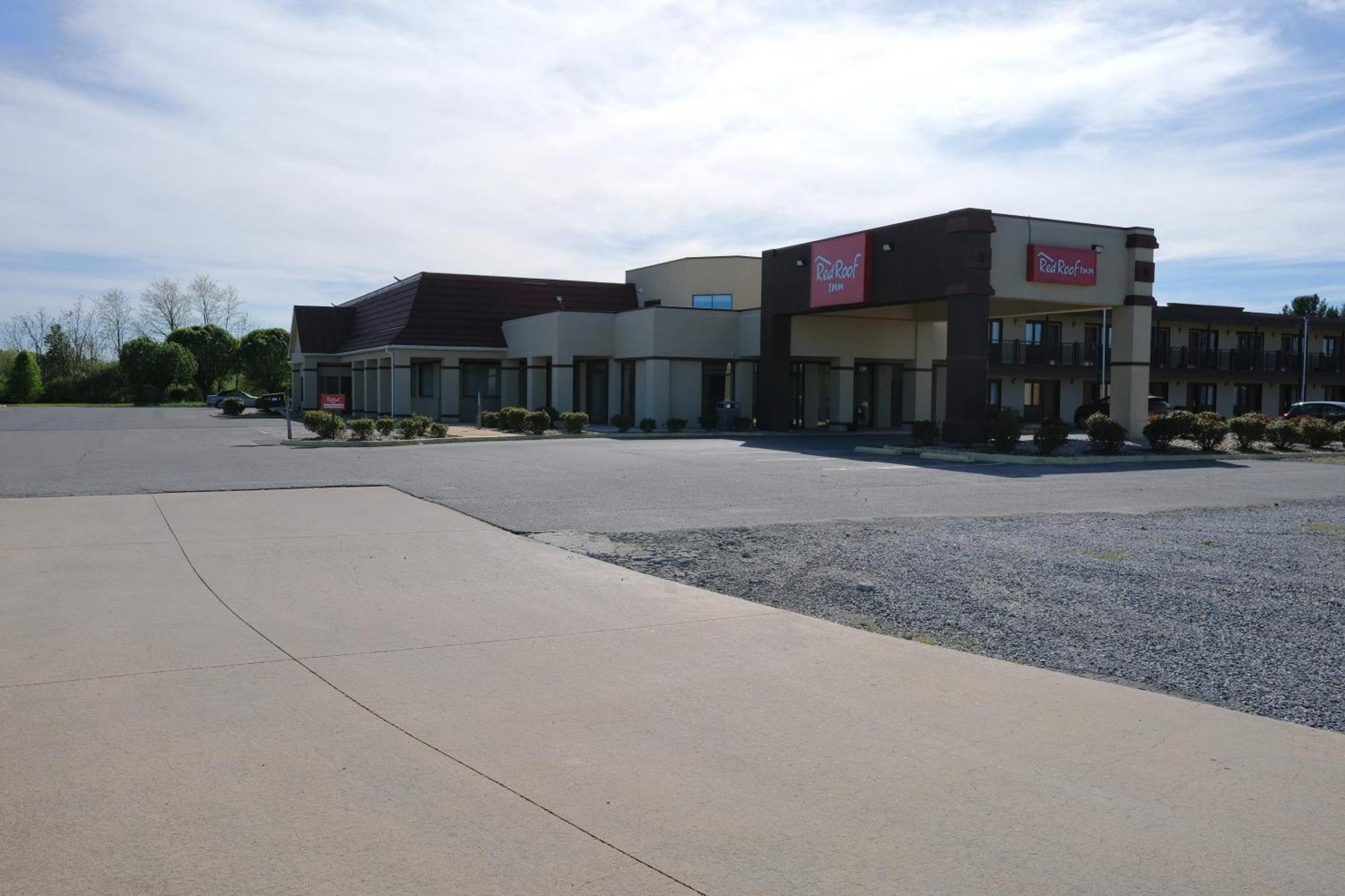 Red Roof Inn Staunton Ngoại thất bức ảnh