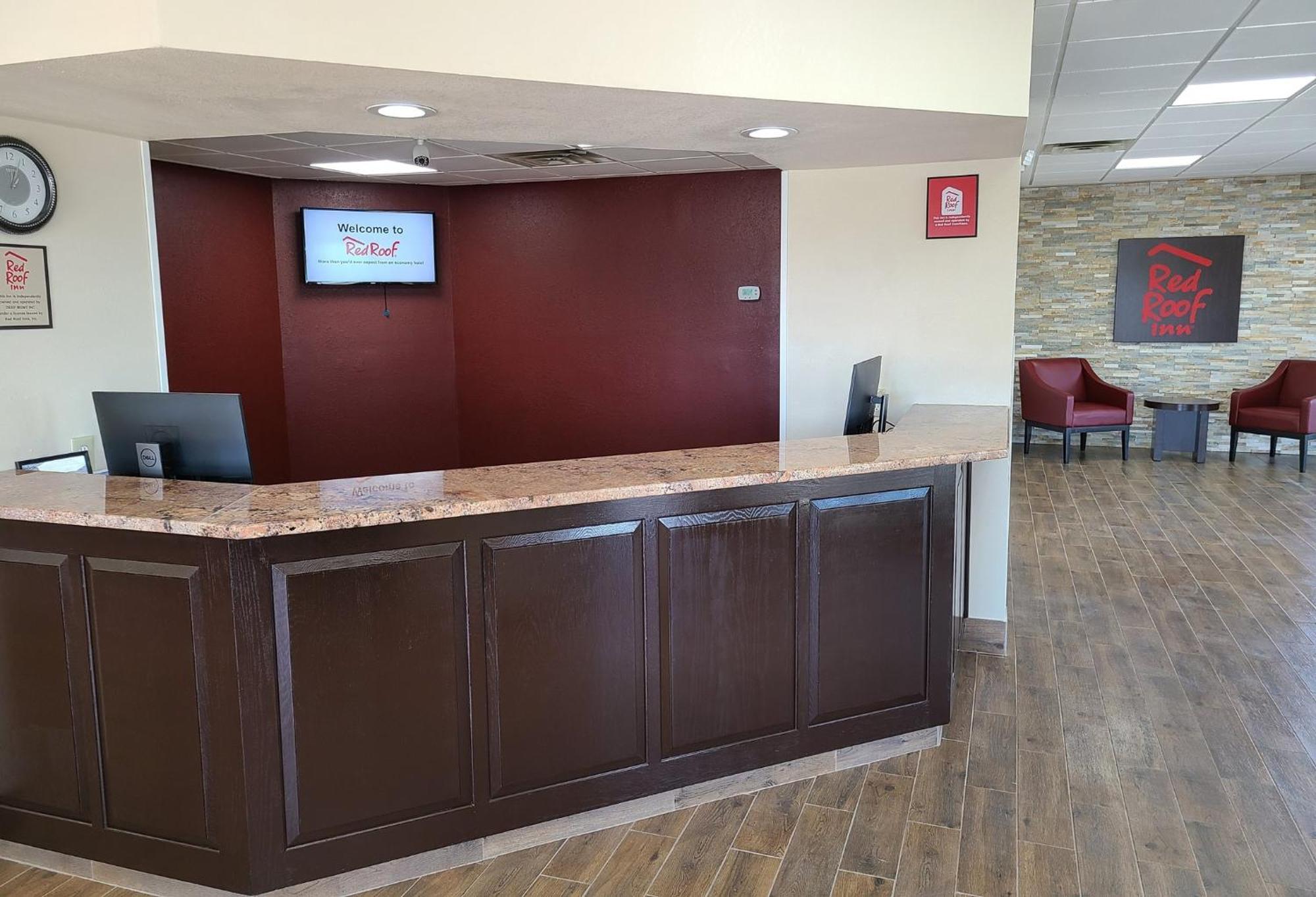 Red Roof Inn Staunton Ngoại thất bức ảnh