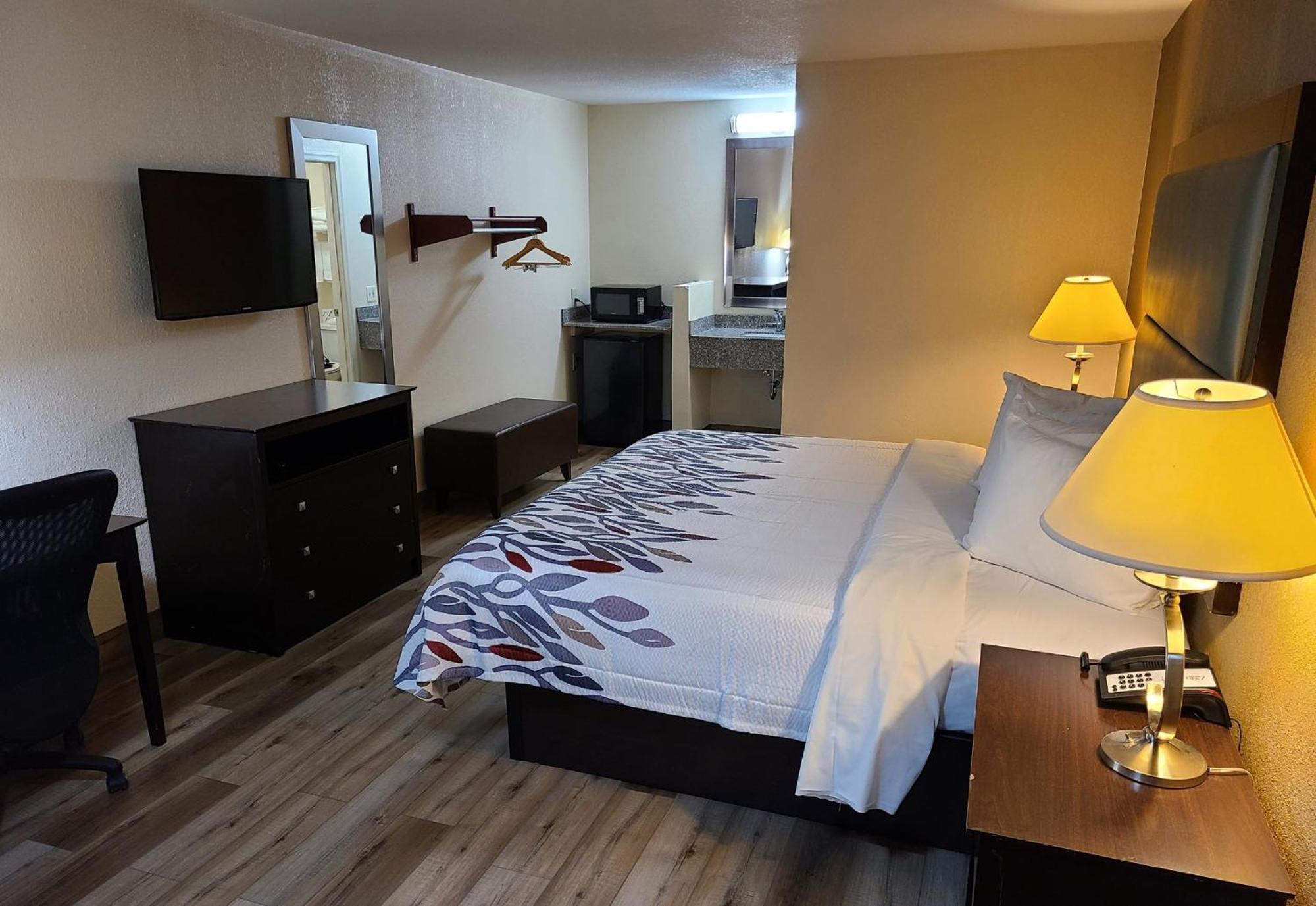 Red Roof Inn Staunton Ngoại thất bức ảnh