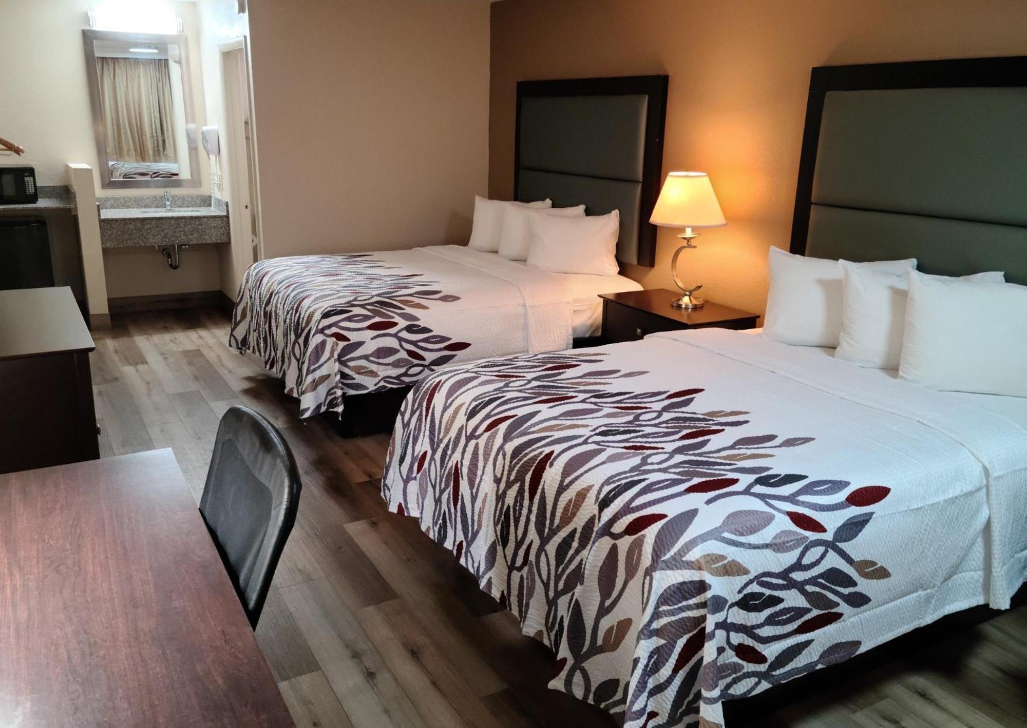 Red Roof Inn Staunton Ngoại thất bức ảnh